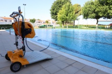 Preparación de la piscina municipal para su apertura (verano 2026) Preparación de la piscina municipal para su apertura (verano 2026)