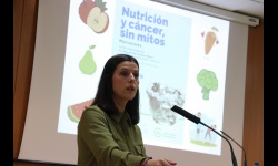 Charla 'Nutrición y cáncer, sin mitos' a cargo de María del Mar Martínez Molina (Día Mundial contra el Cáncer 2025)