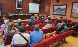 Momento del sorteo celebrado en el salón de plenos