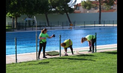 Preparación de la piscina municipal para su apertura (verano 2026)