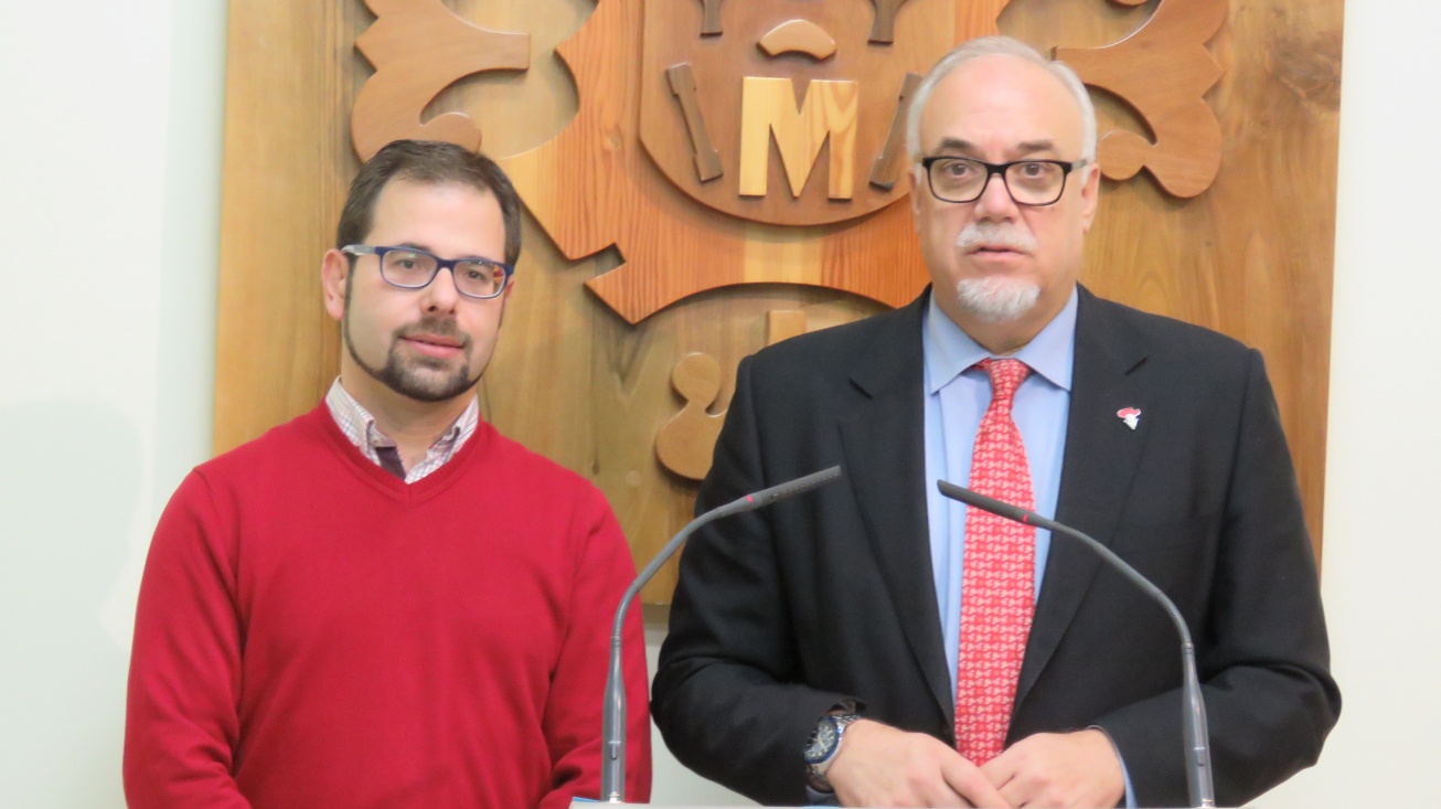 Alcalde de Manzanares, Julián Nieva, y vicepresidente de Diputación de Ciudad Real, Gonzalo Redondo