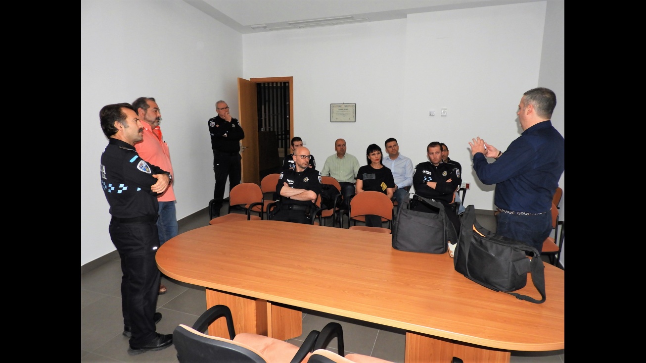 Curso práctico de manejo del sistema "Mcam" en la Policía Local de Manzanares