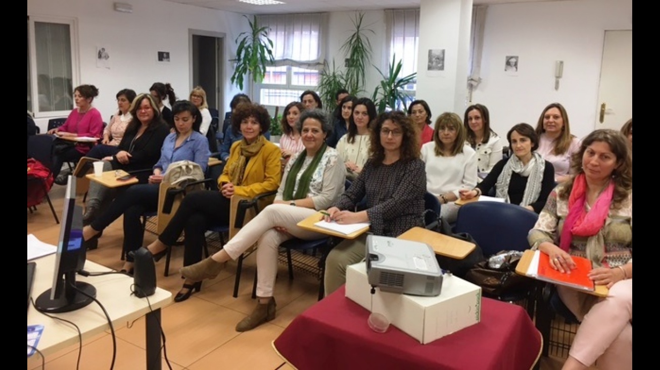 Profesionales que desarrollan el curso en la atención a mujeres con diversidad funcional víctimas de violencia de género