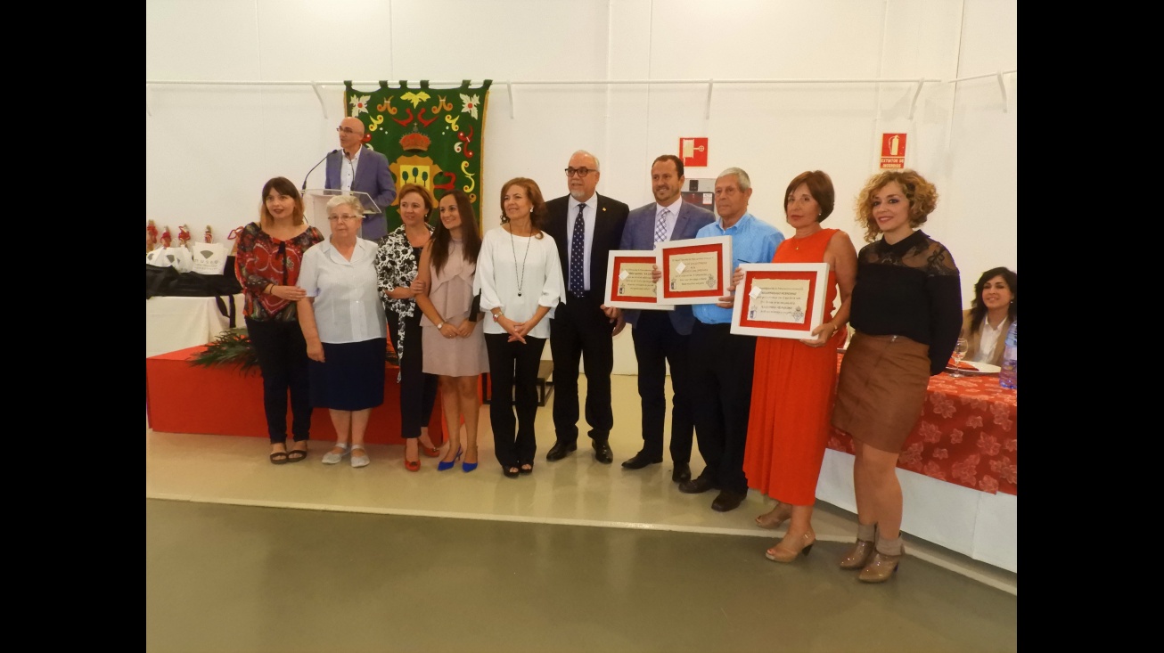 Comida de convivencia homenaje a los mayores de Manzanares