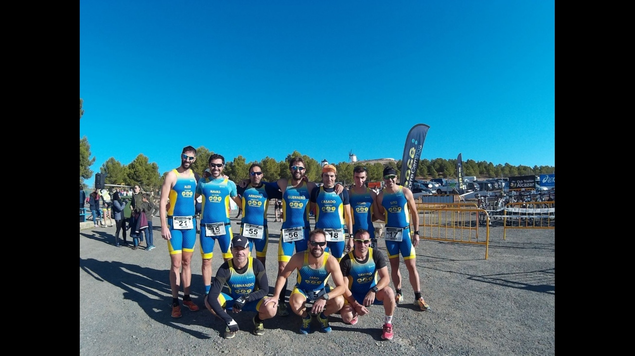 Equipo del Club de Triatlón Manzanares en el duatlón de Alcázar