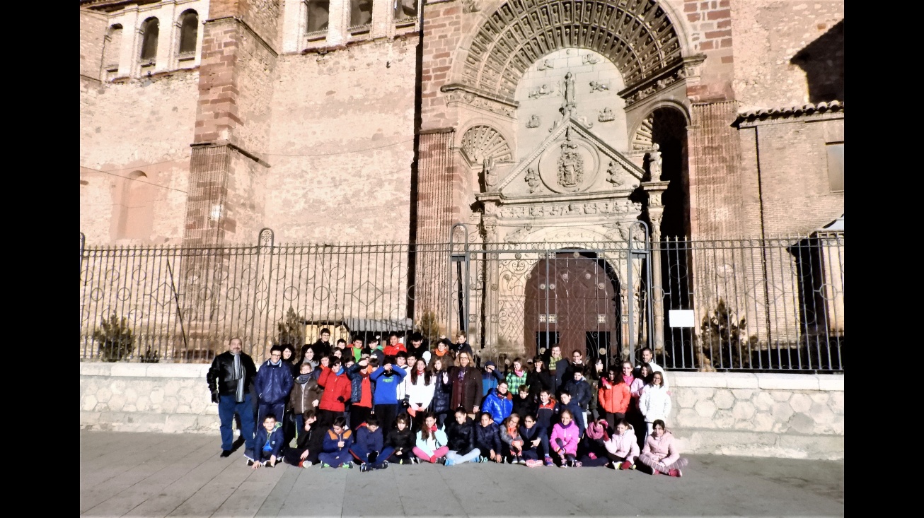 Visita de los alumnos del colegio Altagracia