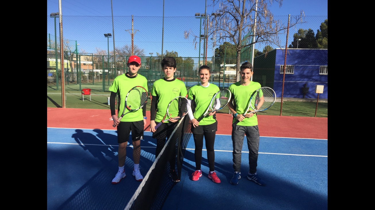 Representantes de la EMT Manzanares en la final cadete-junior