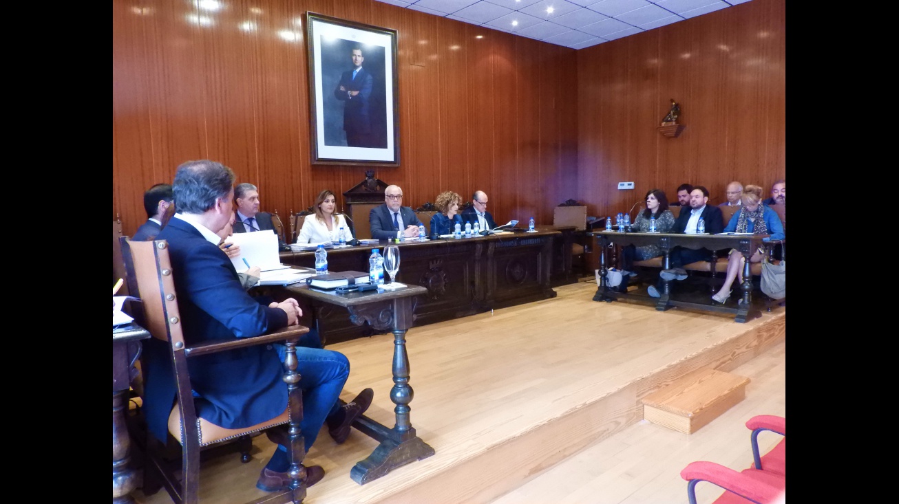Sesión plenaria de abril en el Ayuntamiento de Manzanares