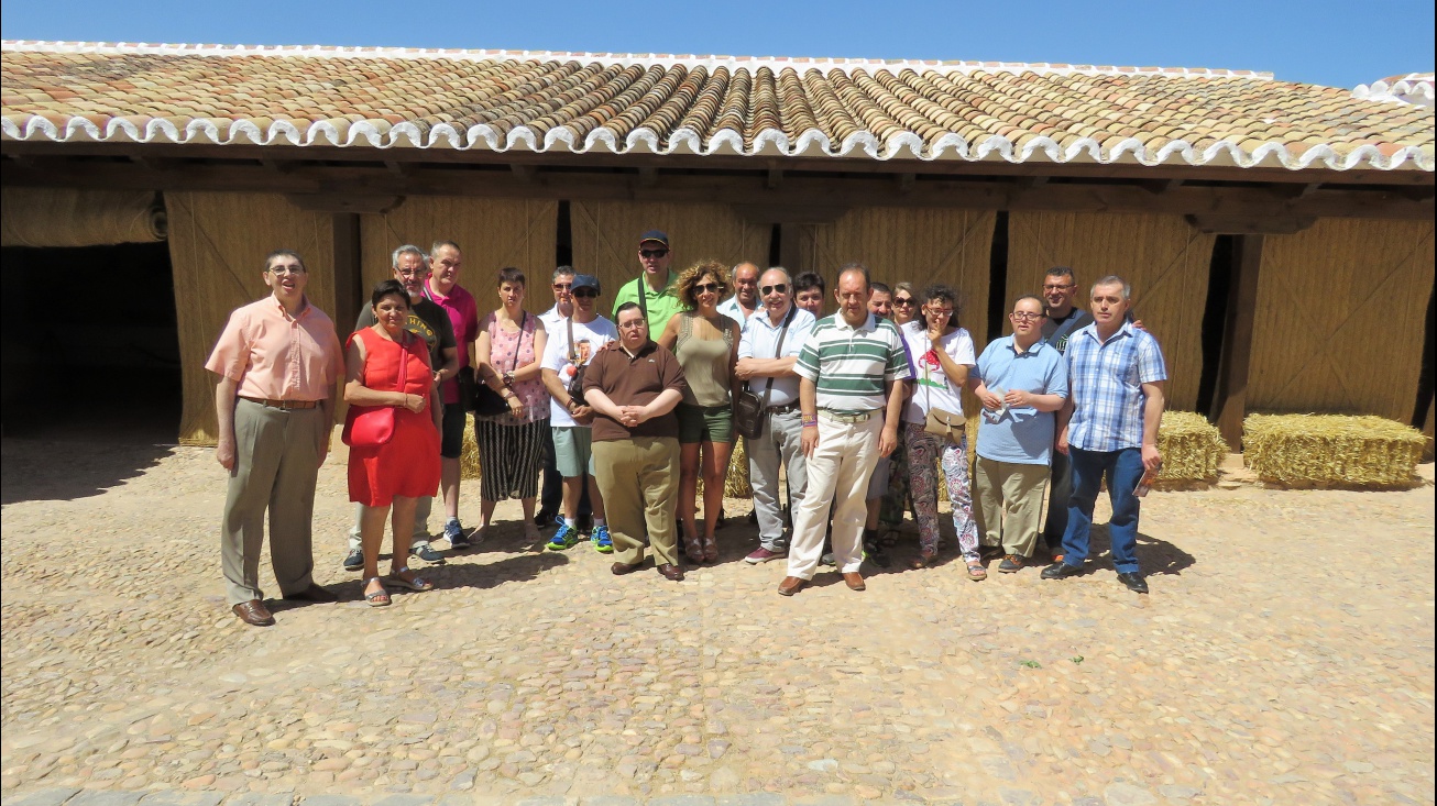 Visita del Centro Ocupacional al Molino Grande