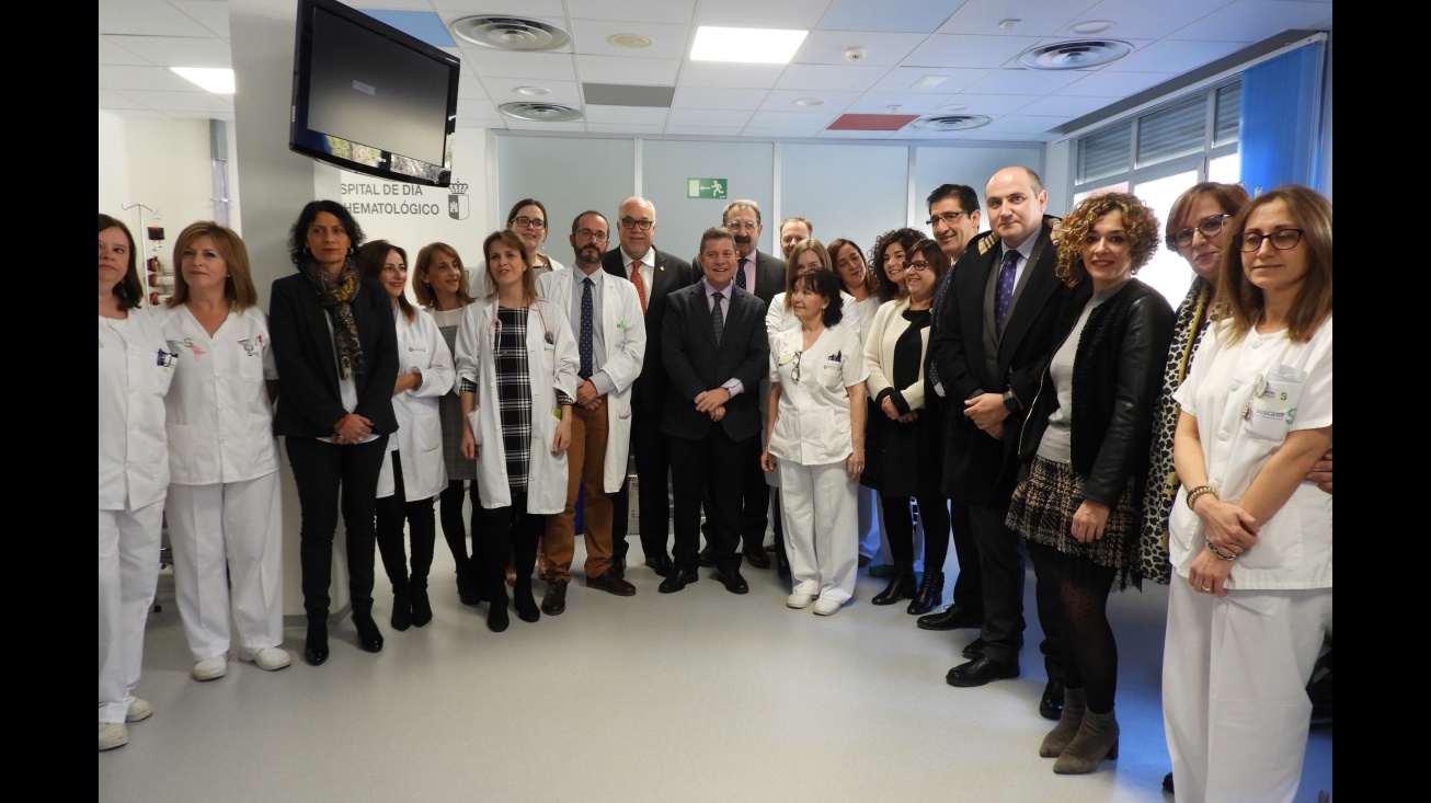 El presidente Emiliano García Page visita el hospital Virgen de Altagracia de Manzanares