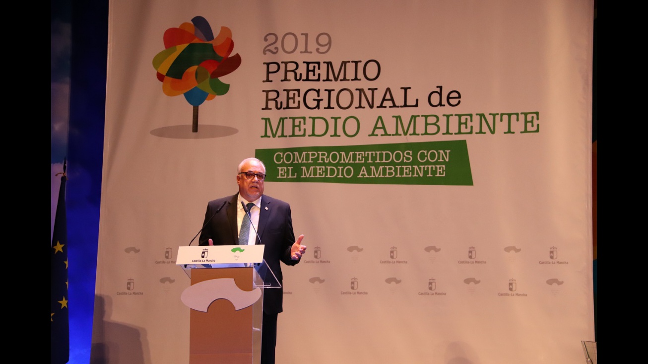 Julián Nieva durante su intervención en la gala del Premio Regional de Medio Ambiente 2019