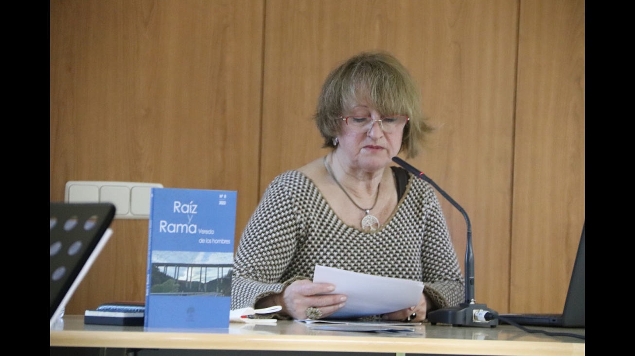 Isabel Villalta presenta el nº8 de 'Raíz y Rama'