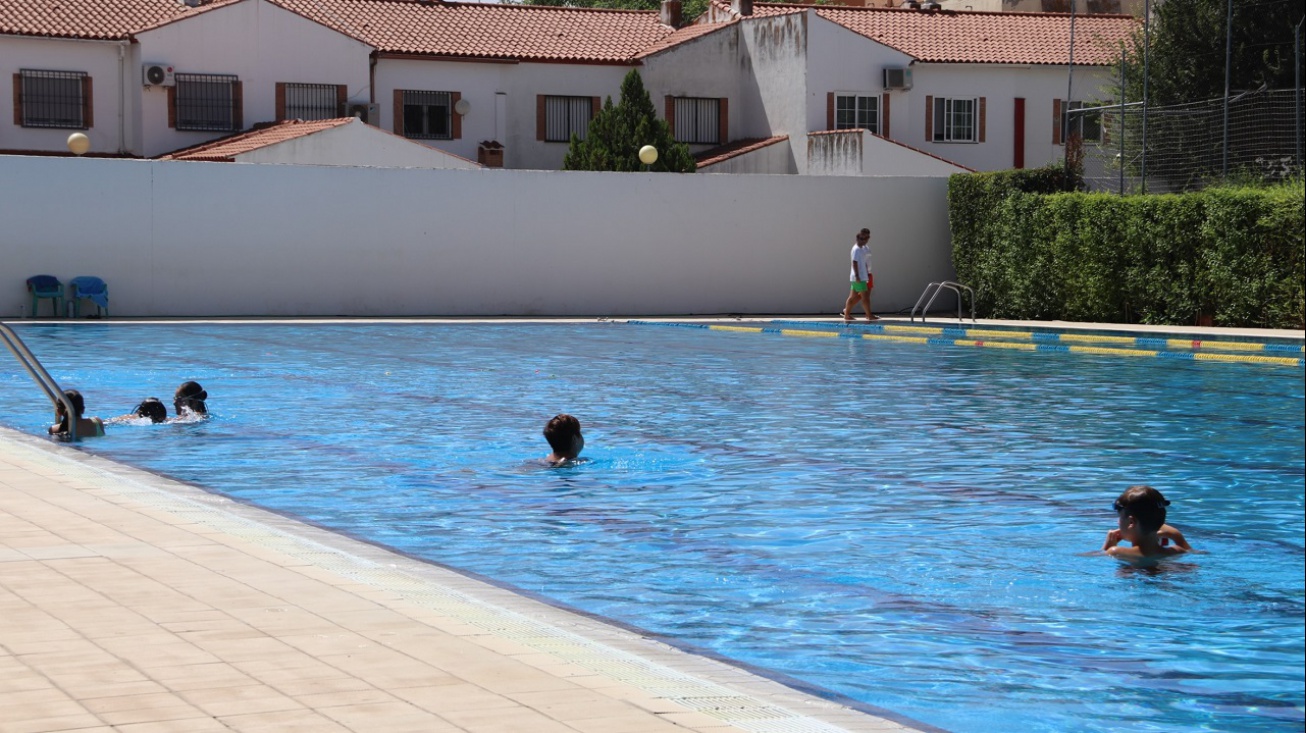 Piscina de verano