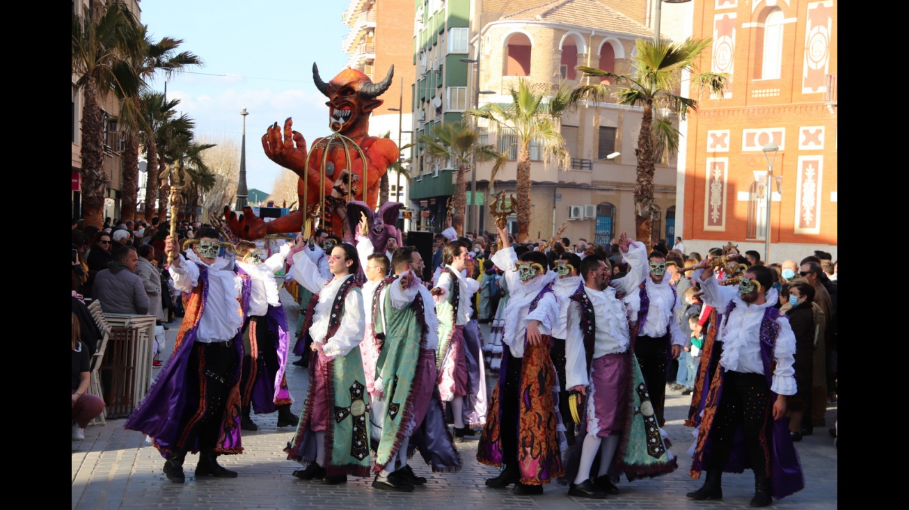 XXX concurso regional de comparsas y carrozas