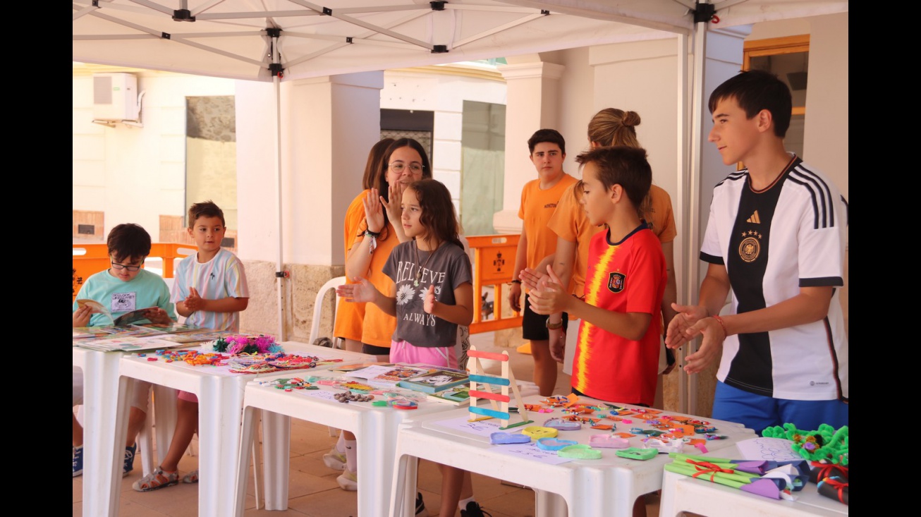 Mercadillo solidario Talayot (julio 2024)