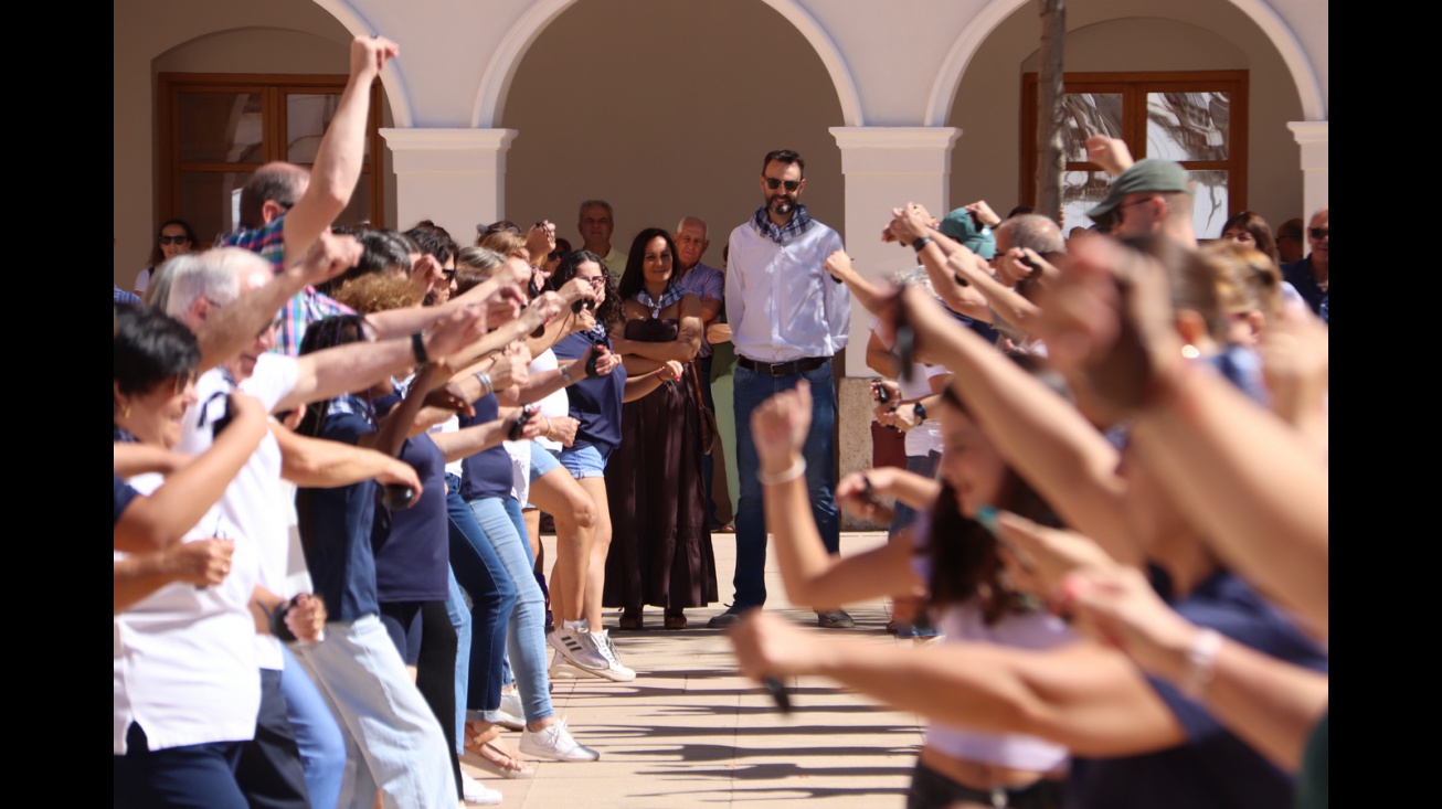 Folklore a puertas abiertas (Fiestas patronales 2024)