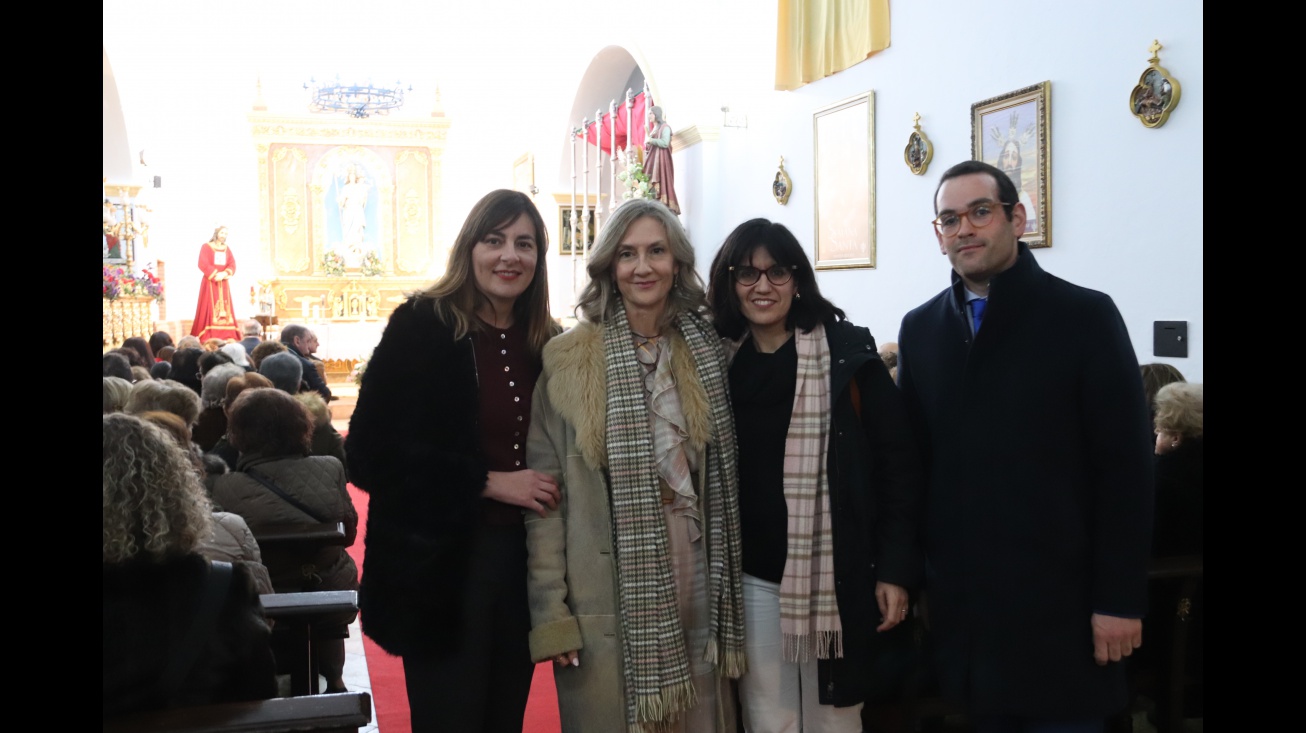 Marian Herrerías junto a Carlos Calero y a las concejalas Isabel Díaz Benito y Paqui de la Cruz