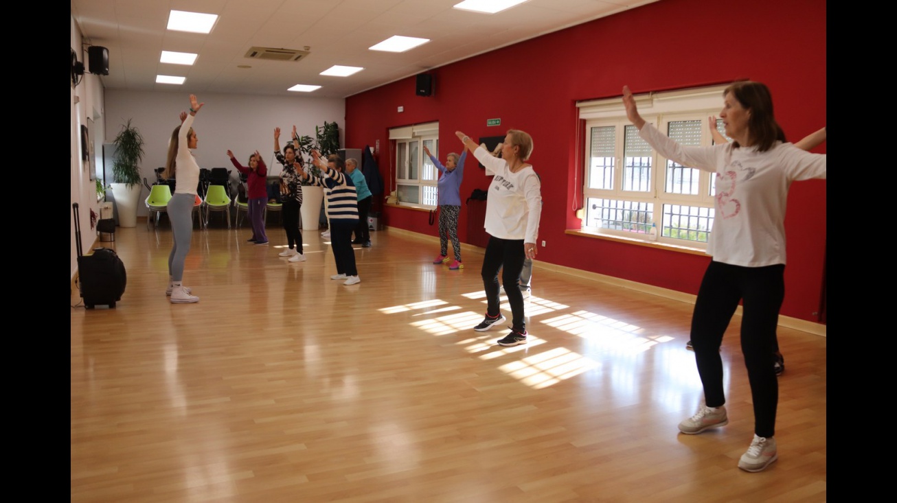 Taller de baile en línea en el Centro de Mayores