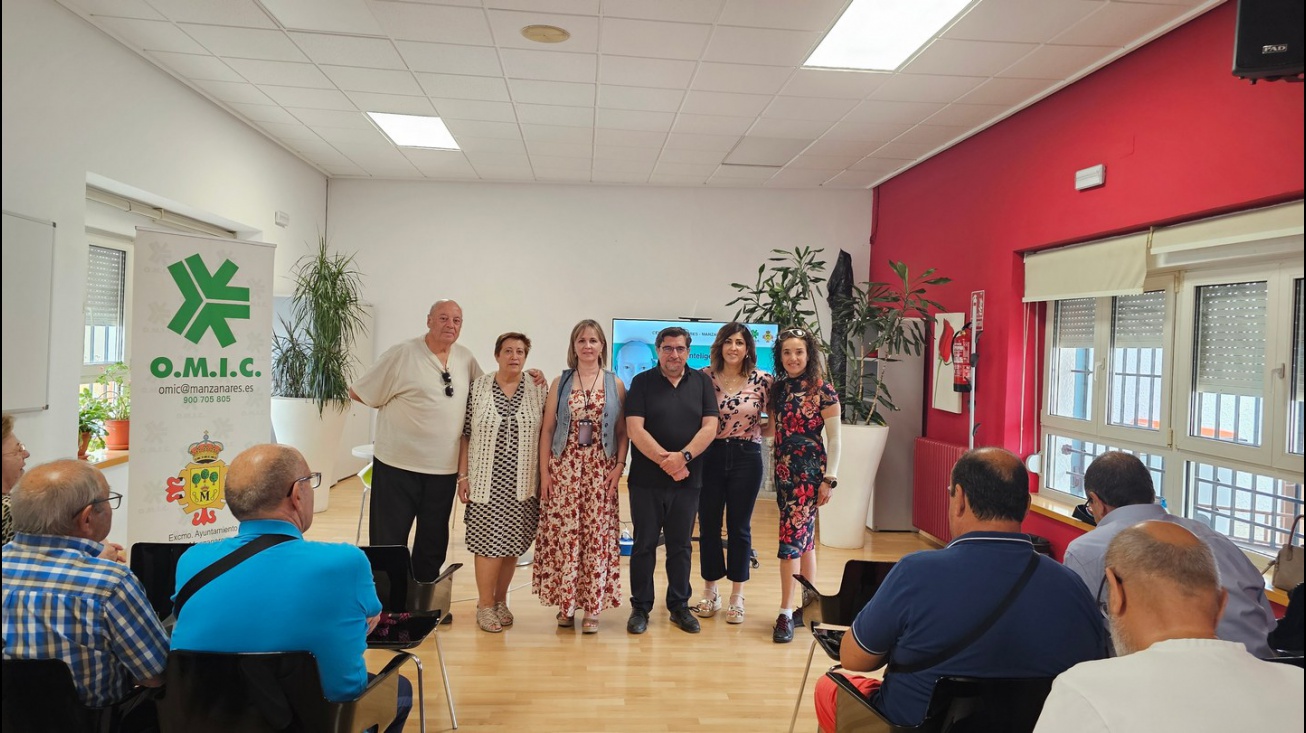 Charla sobre IA en el Centro de Mayores