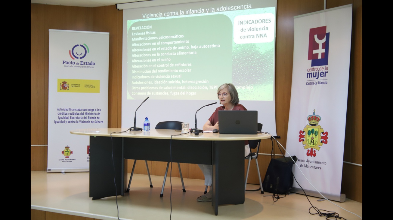 Formación sobre acompañamiento especializado a niños, niñas y adolescentes víctimas de violencia de género en Manzanares