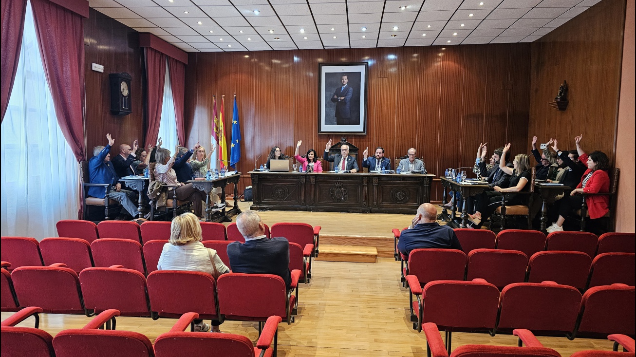 Aprobación unánime del reconocimiento a Rafael Zárate