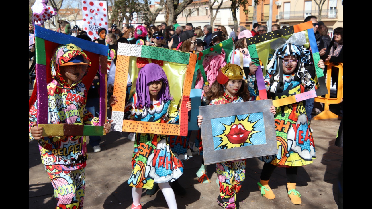 XXXVIII concurso de disfraces infantiles