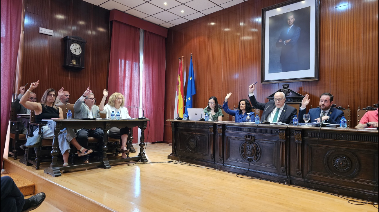 Votación unánime del reglamento del Punto Limpio