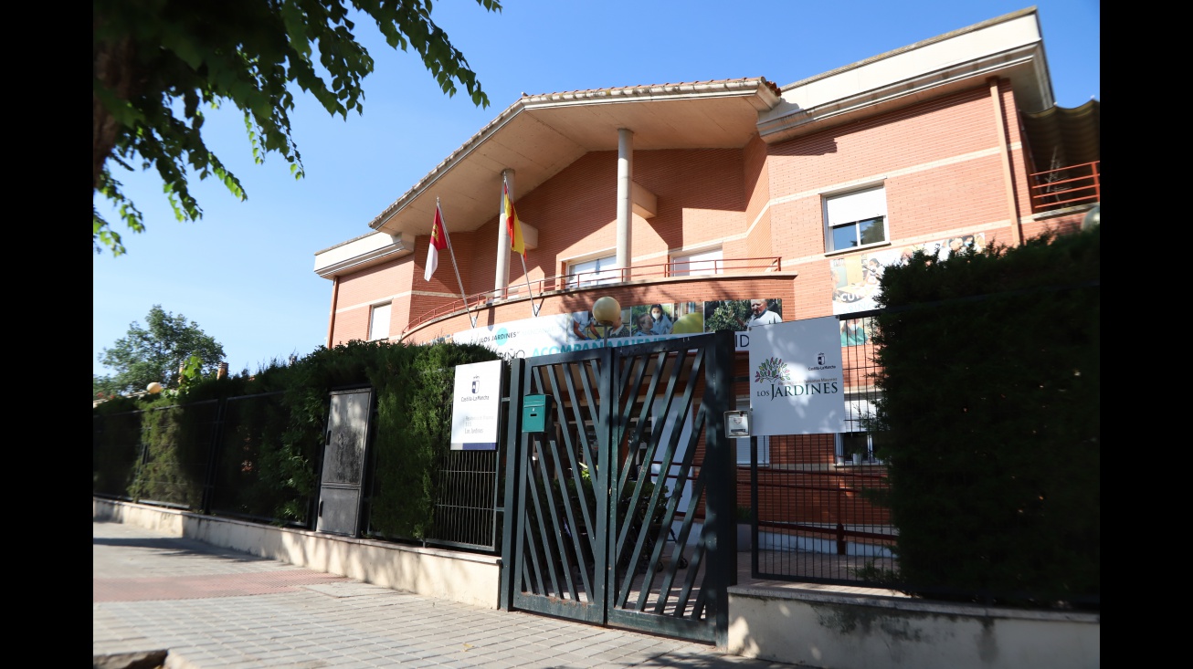 Exterior de la residencia Los Jardines