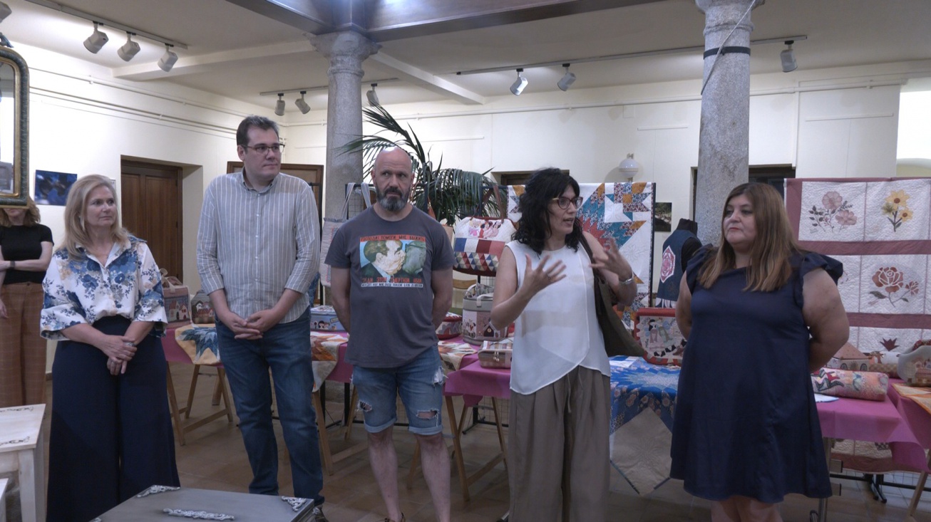Inauguración de la exposición por Paqui de la Cruz