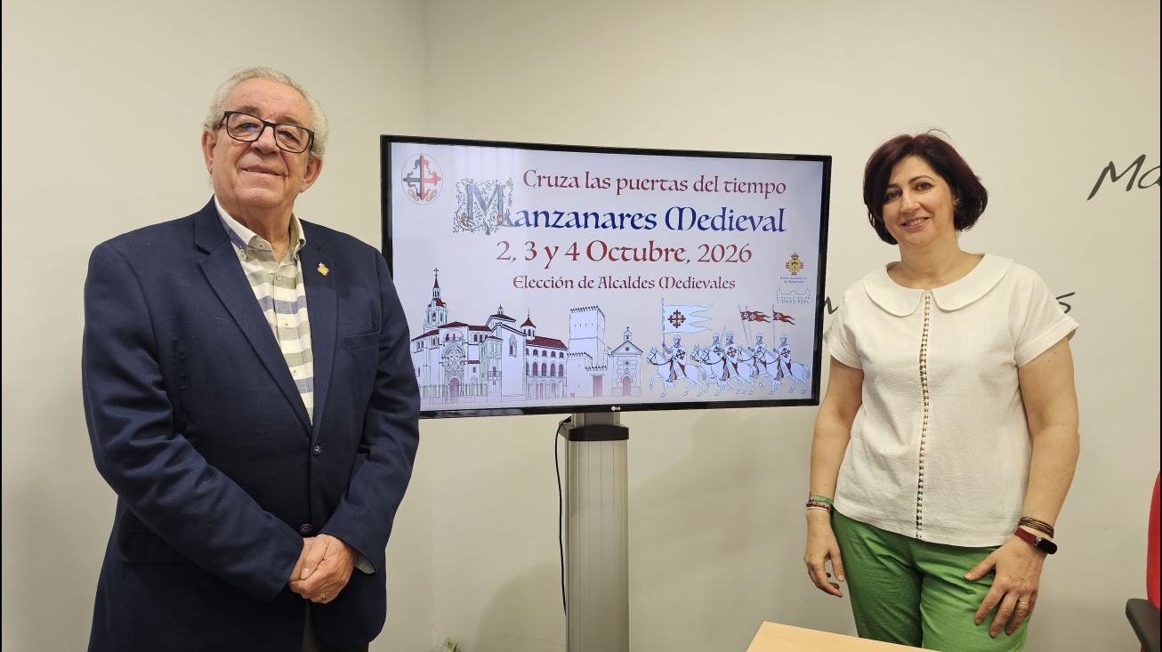 Candi Sevilla y Teresa Muñoz en la rueda de prensa de presentación de las Jornadas