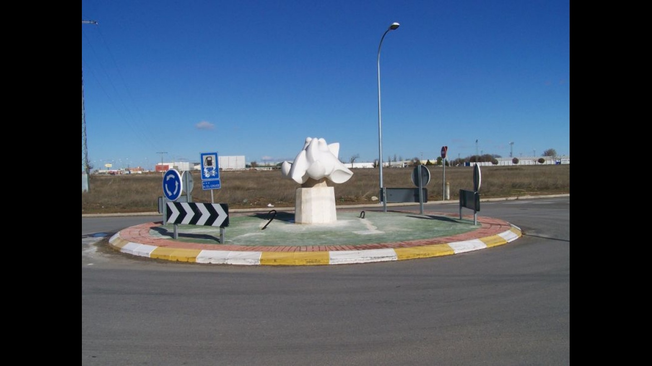 Escultura rotonda Divina Pastora