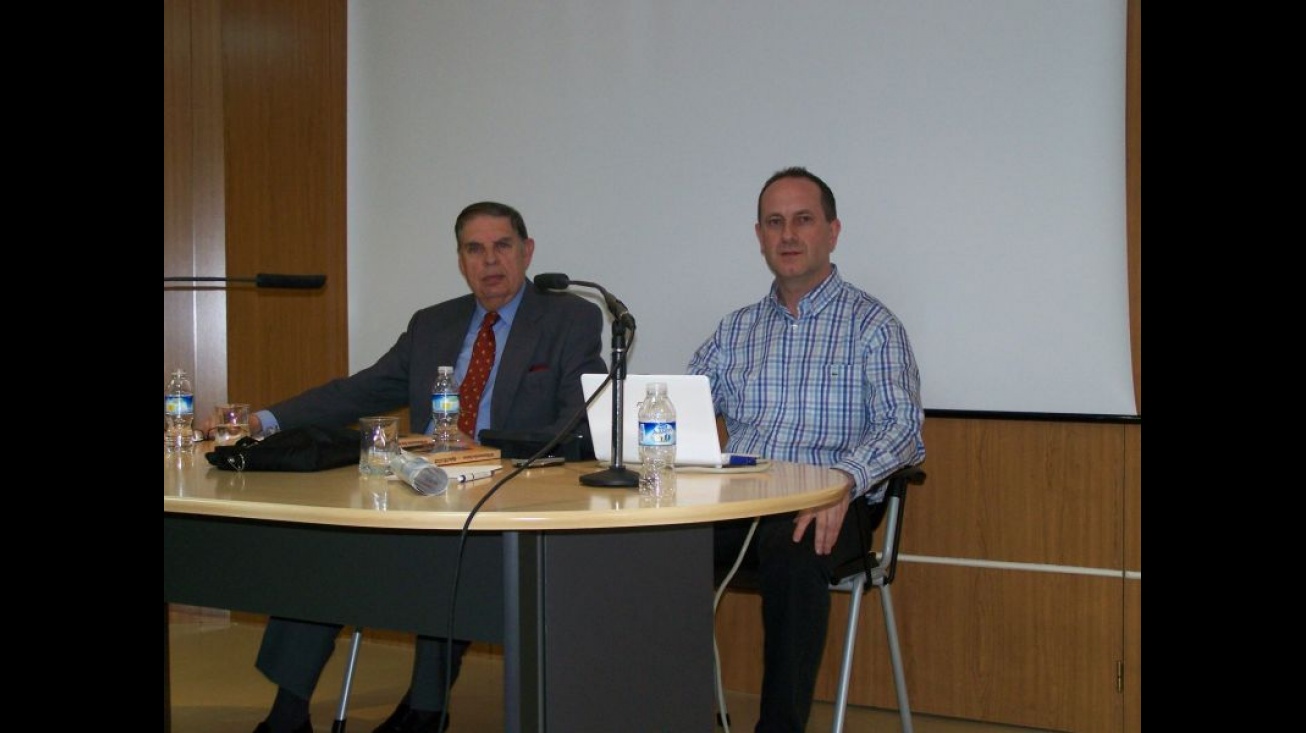 Presentación del libro de Julián Granados