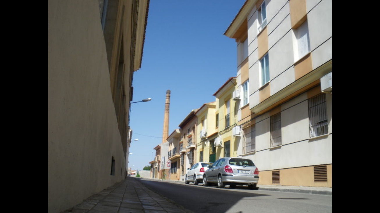 calle Trabajo