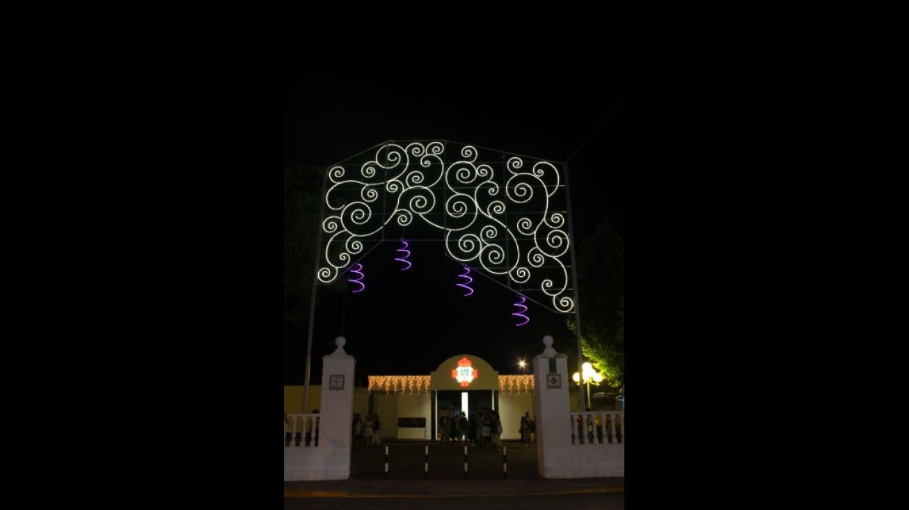 Nueva iluminación en la entrada de los Paseos Príncipe de Asturias