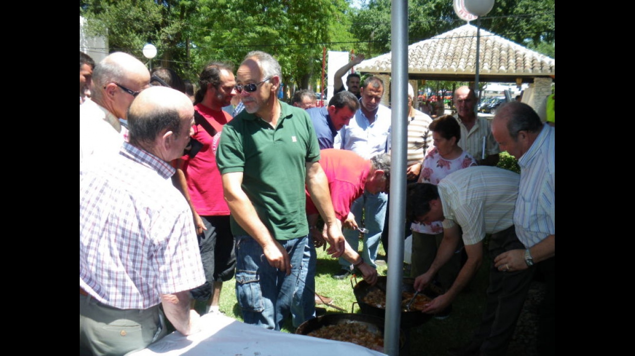 Degustación de caldereta en FERCAM 2011