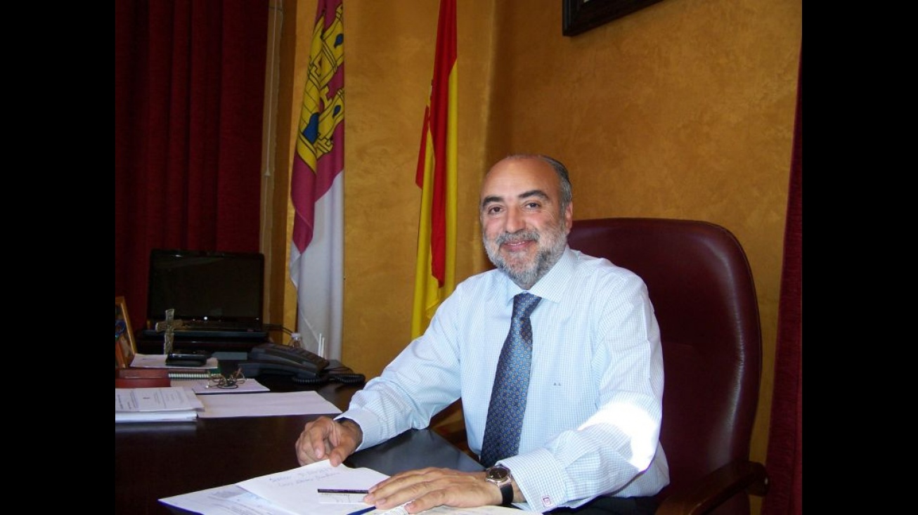 El alcalde, Antonio López de la Manzanara