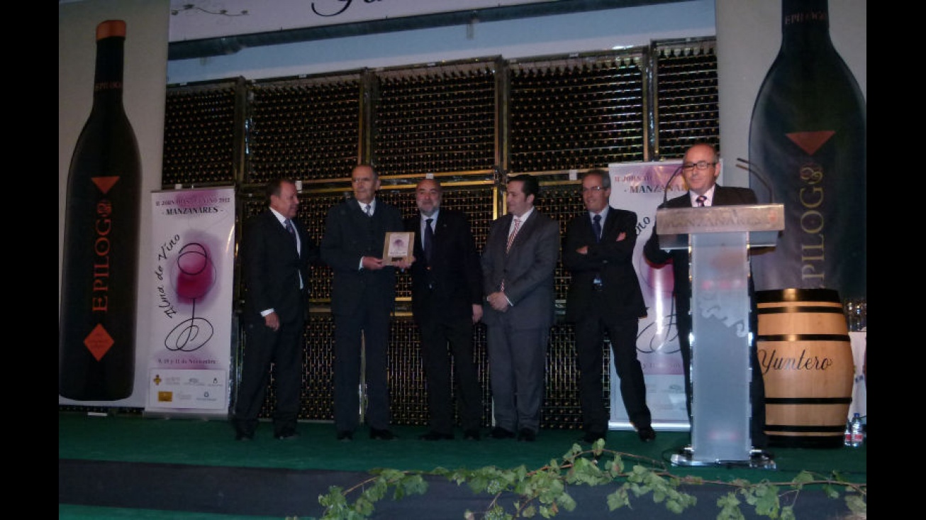 Premio Alma del Vino 2012 con autoridades