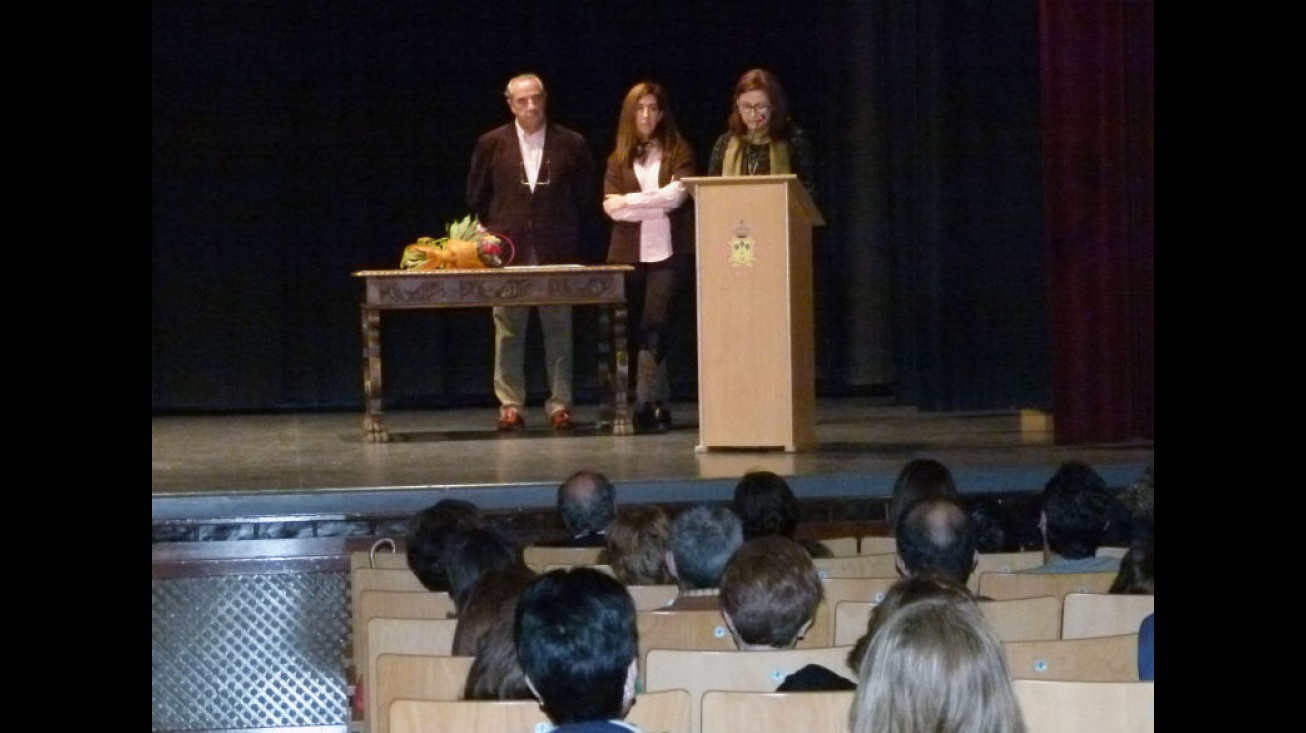 Ganadora de relato corto 2013, momento de lectura del texto