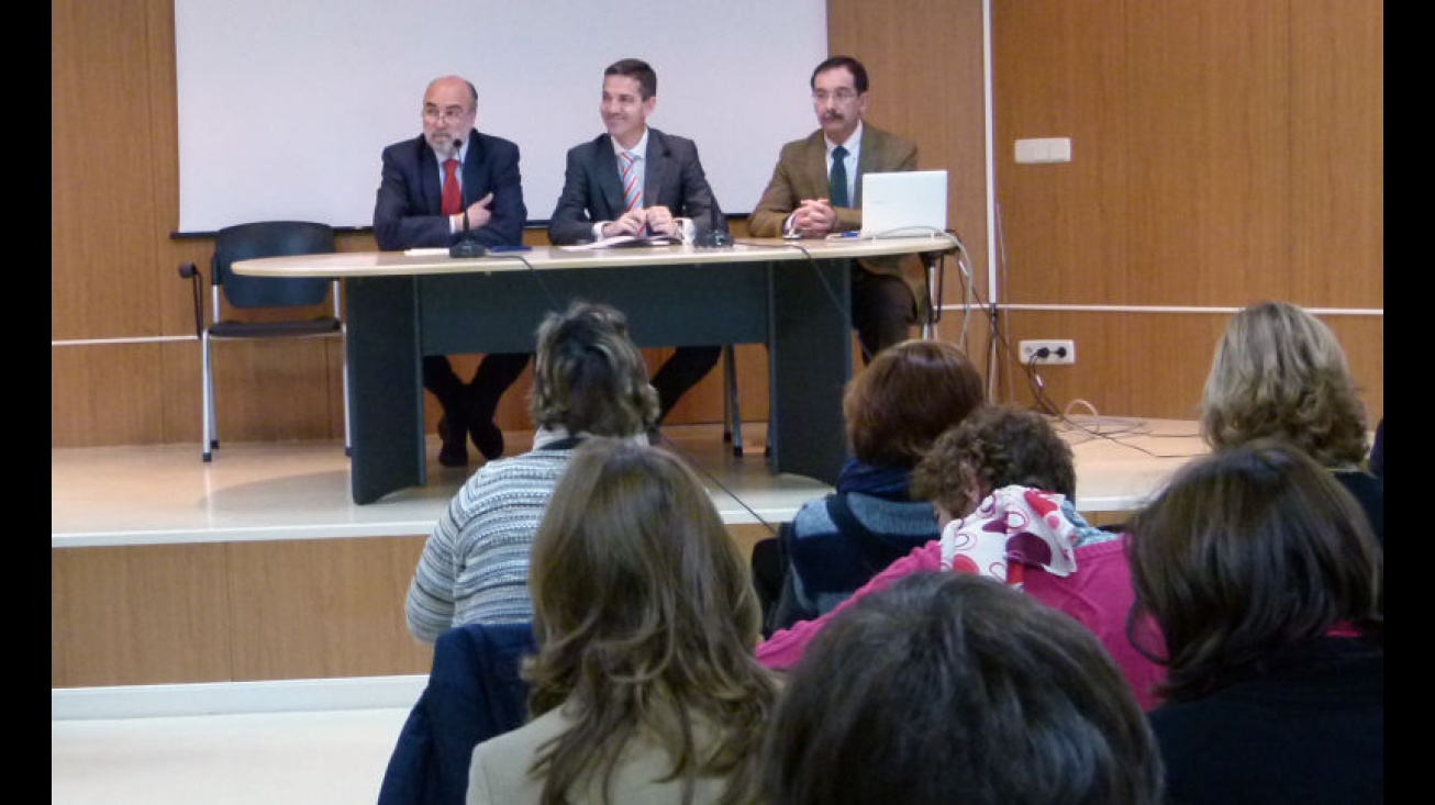 Inauguración de Jornadas bibliotecas públicas: Alcalde, DG de Cultura y Concejal de Cultura