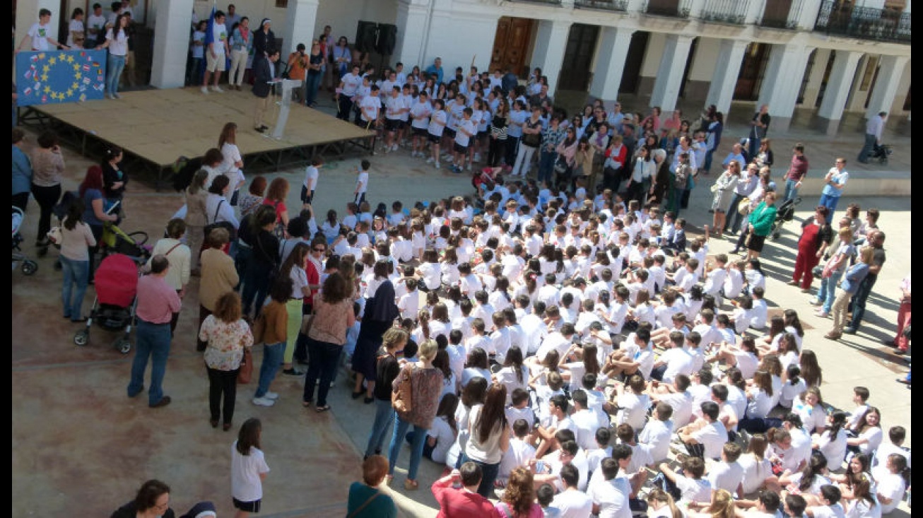 celebración del Día de Europa en plaza de la Constitución