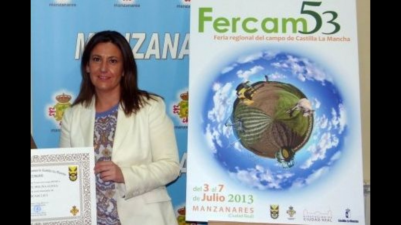 Lola Serna, concejal de FERCAM, en la presentación del cartel anunciador