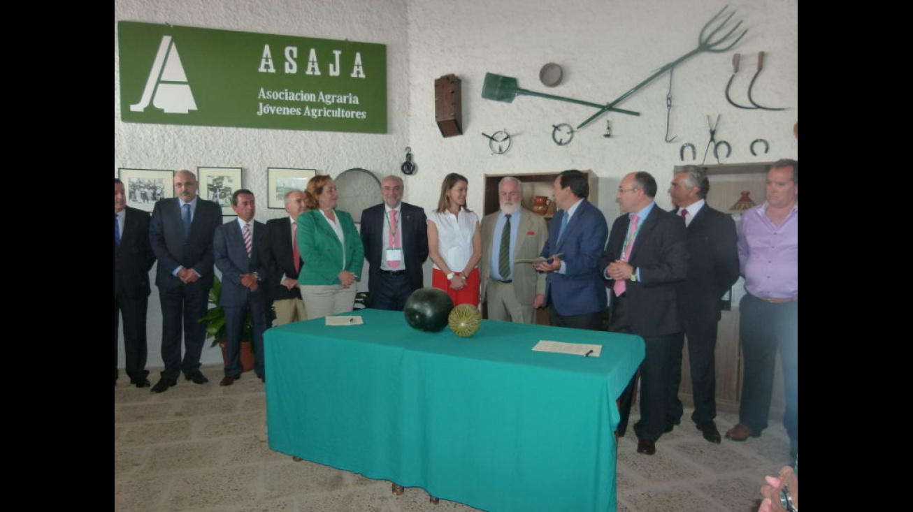 Acto de constitución de la Lonja del Melón y la Sandía en FERCAM