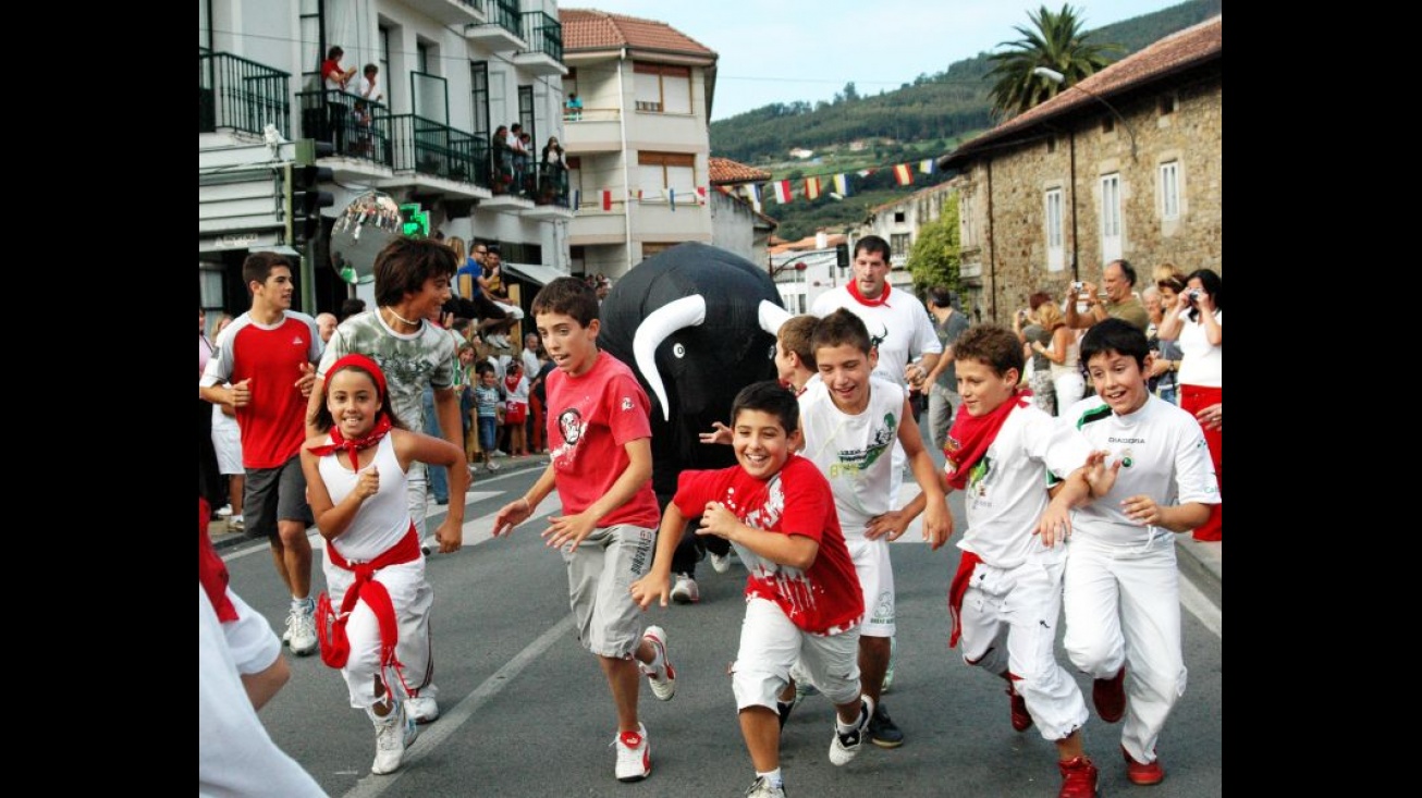 Imagen de encierros infantiles de otras poblaciones