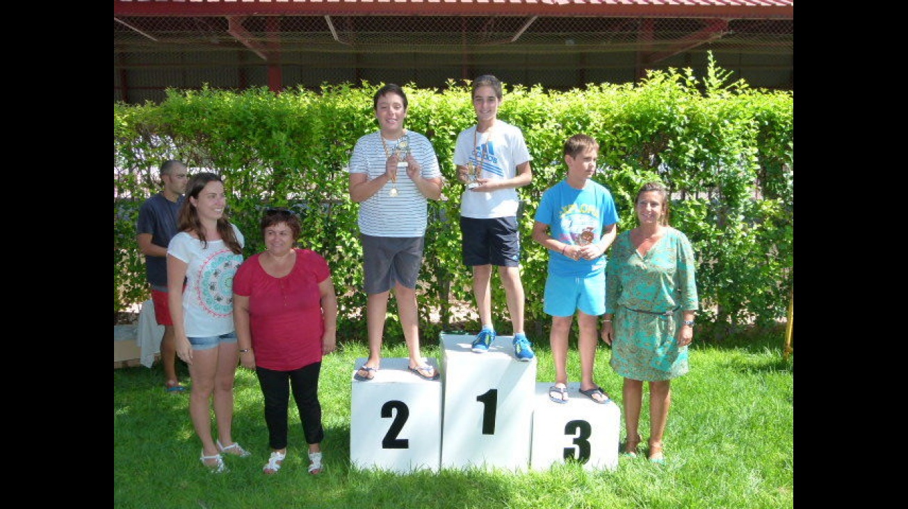 Iván Fernández-Pacheco, en infantiles, ganó en tres estilos