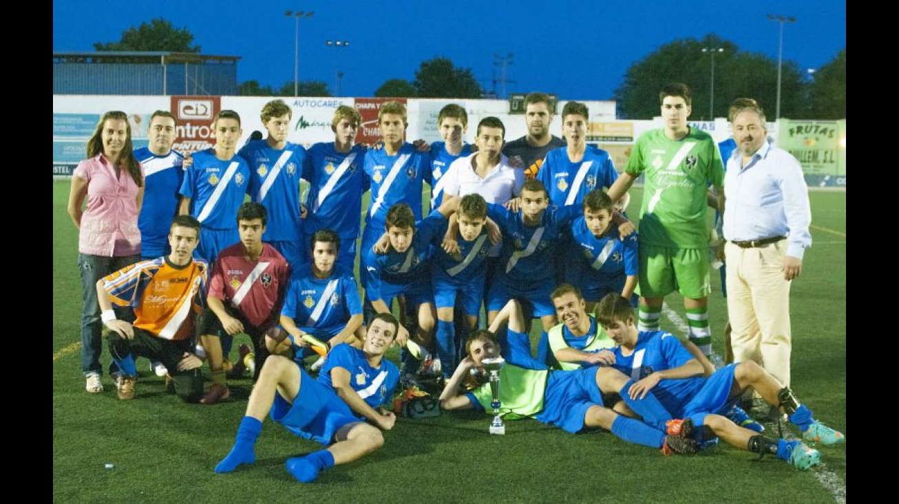 El Manzanares CF juvenil quedó subcampeón. Foto: Roque J. Cuesta