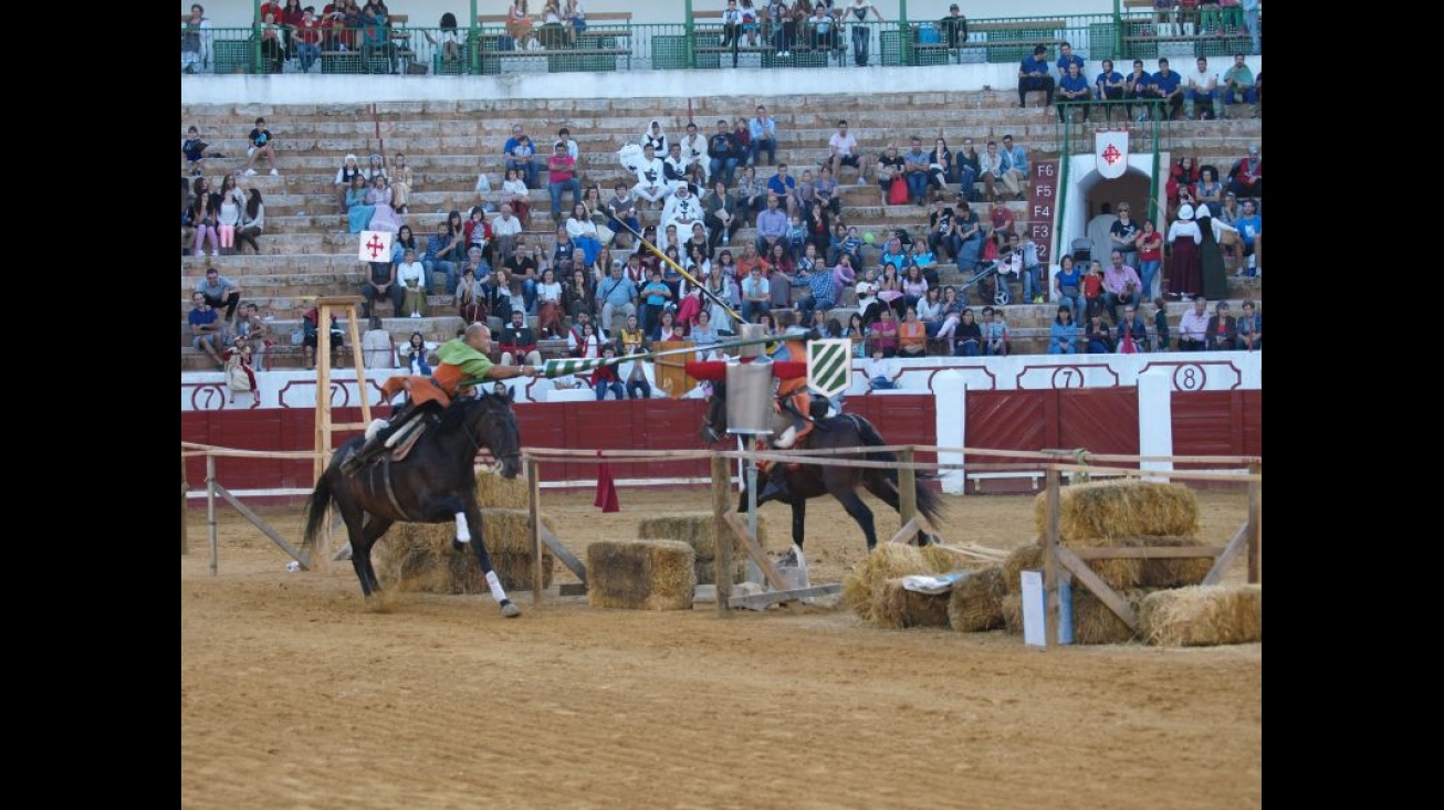 Juego del golpeo al Estafermo. Foto: Jesús Maestro