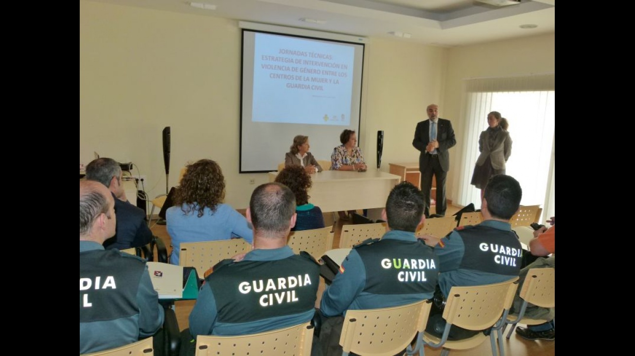 Inauguración de la jornada técnica en el Centro de la Mujer