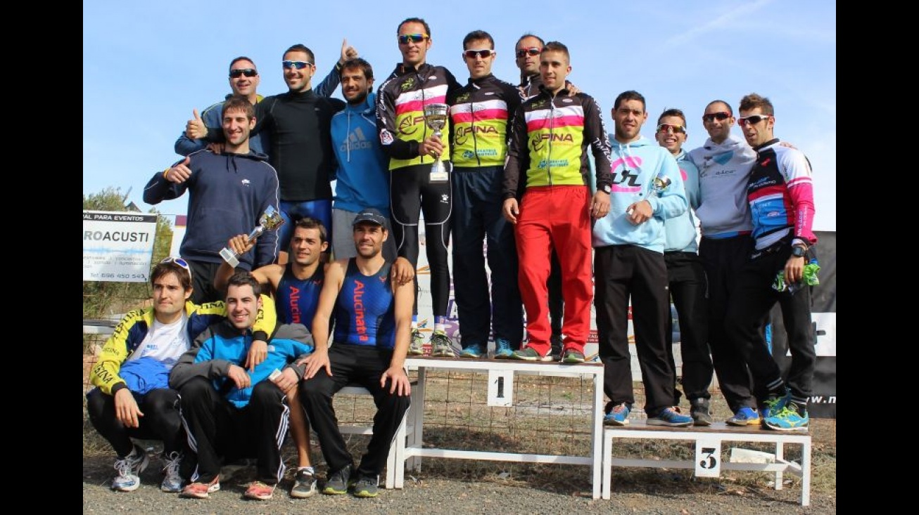 El club Alucinatura, segundo mejor equipo en el duatlón de Alcázar