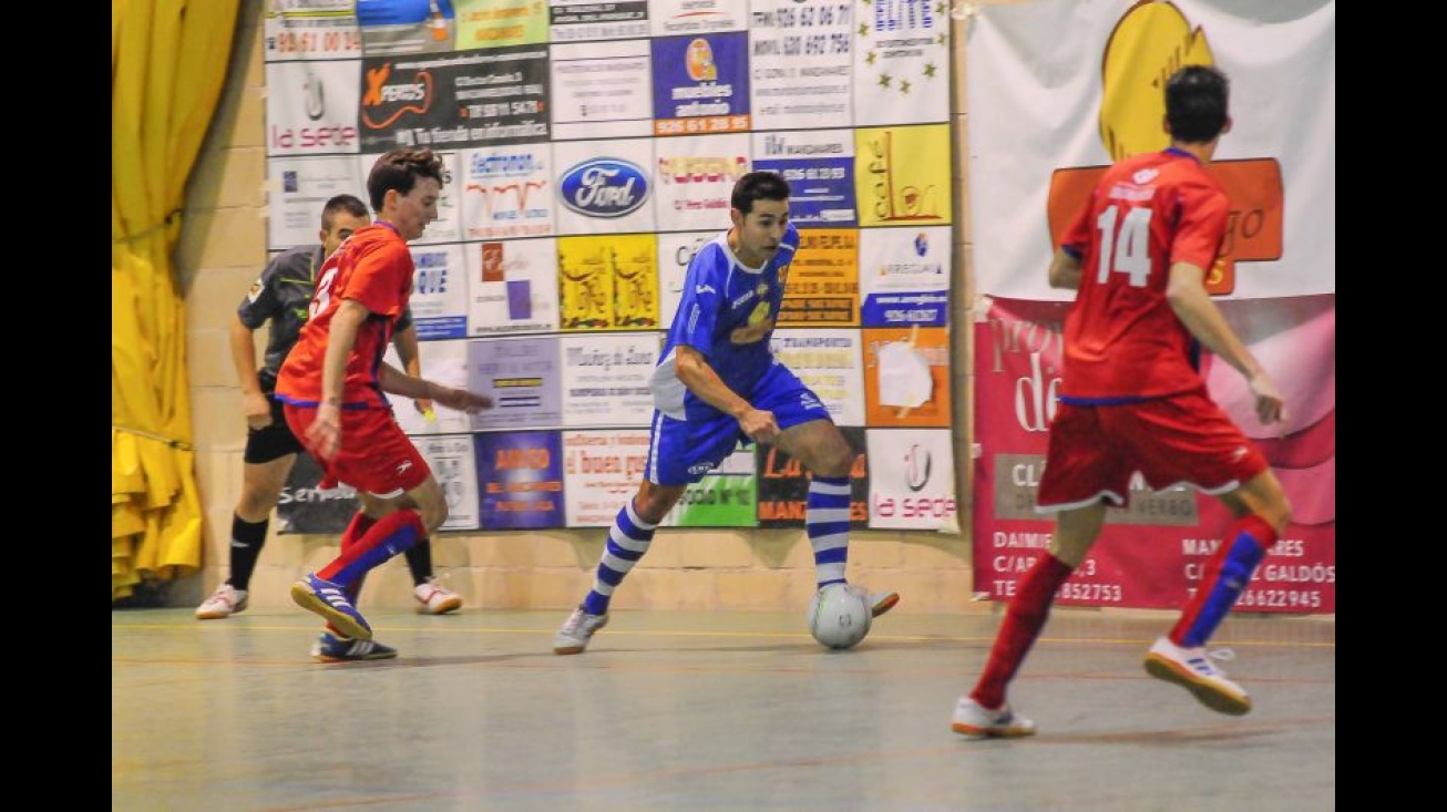 Lance del último partido jugado en la "bombonera"