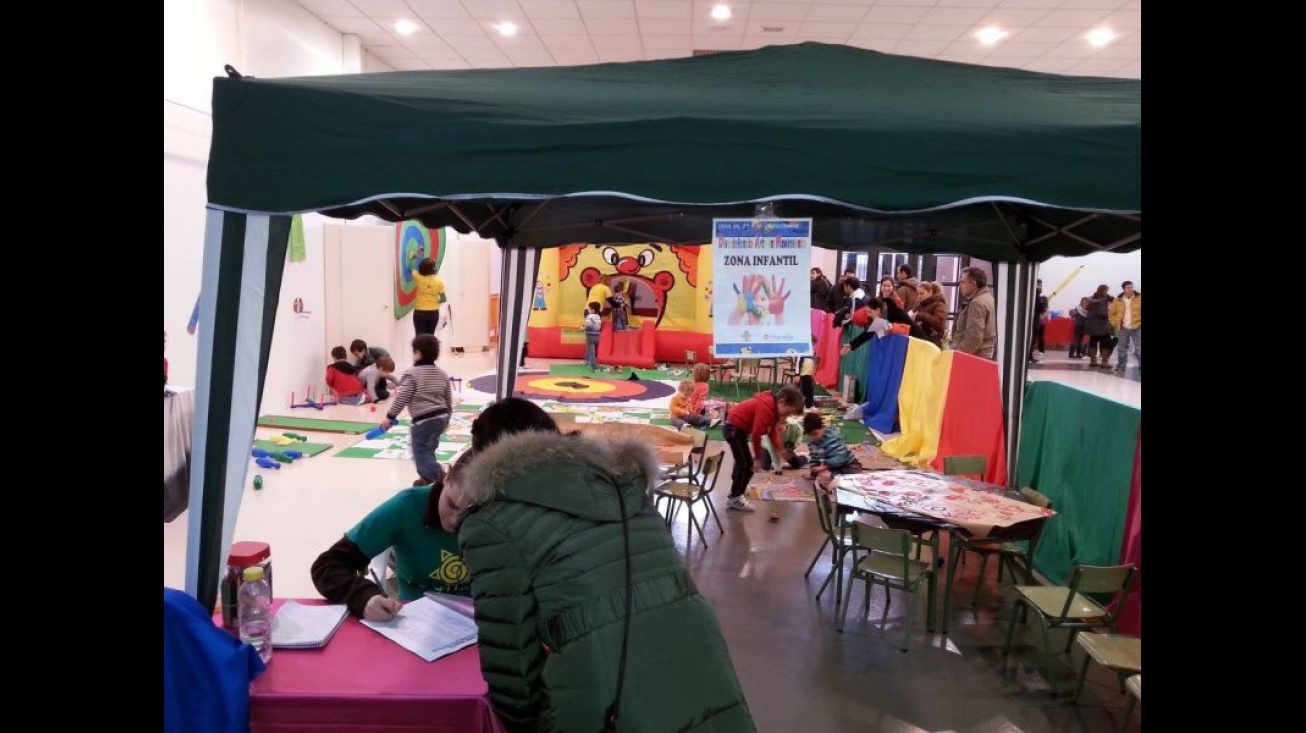 Diverinfancia dispone de zona para los más pequeños y muchos talleres